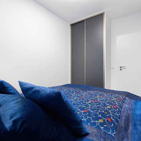 Platinium Apartment By Renters Prestige Rewal Buitenkant foto